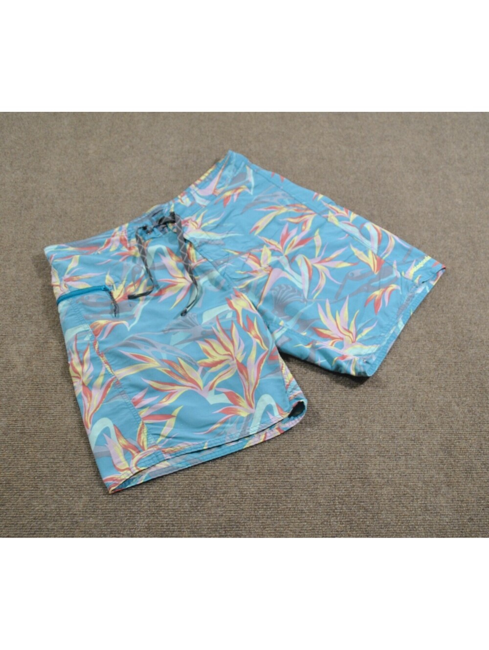 Patagonia Mens Swim Hawaiian Floral Print Pattern Blue Swimsuit Shorts Size 33